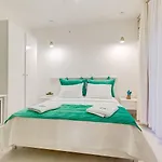 Peri Butik فندق